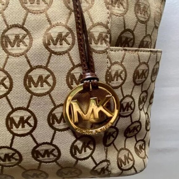 Michael Kors Jet Set Canvas Monogram Large Tote Khaki/Mocha Leather Strap GUC - Picture 9 of 13